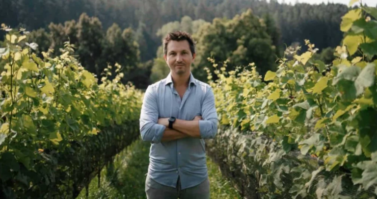 Scopri di più sull'articolo “Il clima è cambiato. Ora cambiamo i vitigni”. Nicola Biasi riscrive il futuro a partire dalla vendemmia 2026